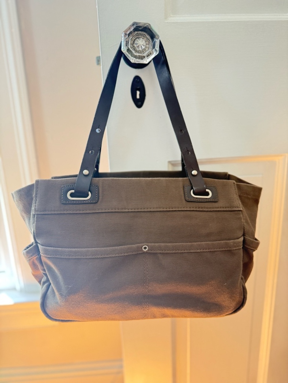 Women’s Vintage Banana Republic Canvas Shoulder Utility Bag with Leather Straps